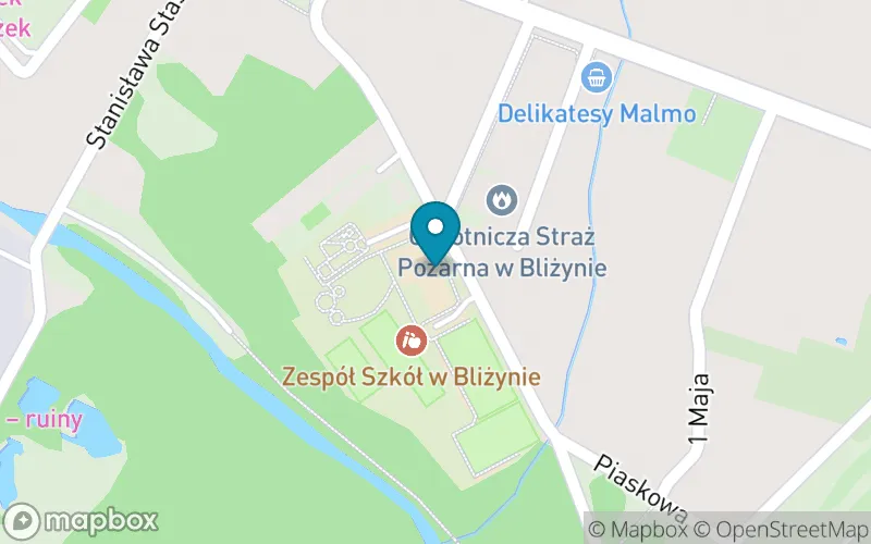 Lokalizacja: Szkoła Podstawowa im. Generała Stanisława Maczka w Bliżynie